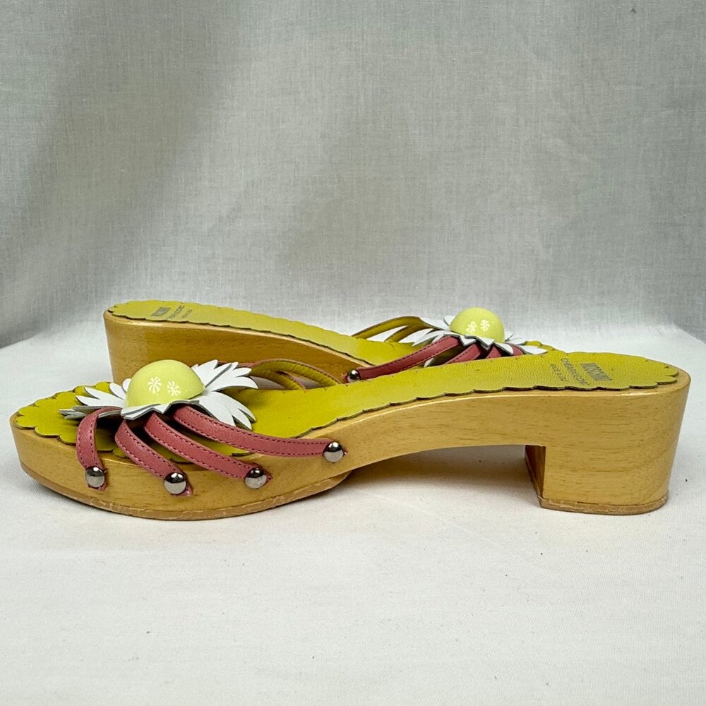 Moschino Cheap & Chic Vintage Platform Daisy Sandals with Wooden Heel, Size US 7 - Picture 7 of 13